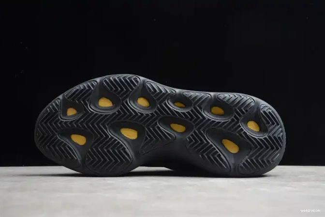 Black Adidas 700 V3 Yeezy Boost H67799 0603
